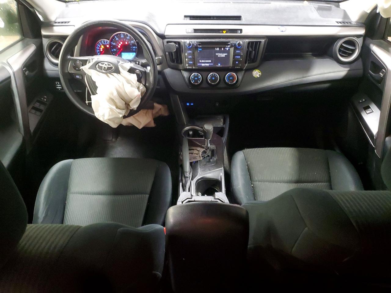 2016 TOYOTA RAV4 LE photo 8