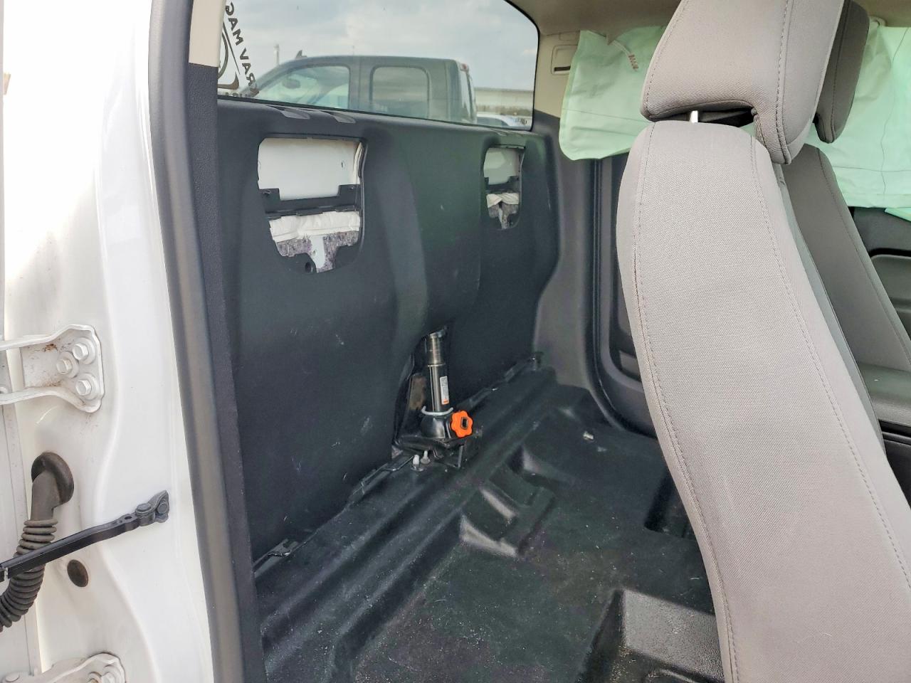 2019 CHEVROLET COLORADO photo 10