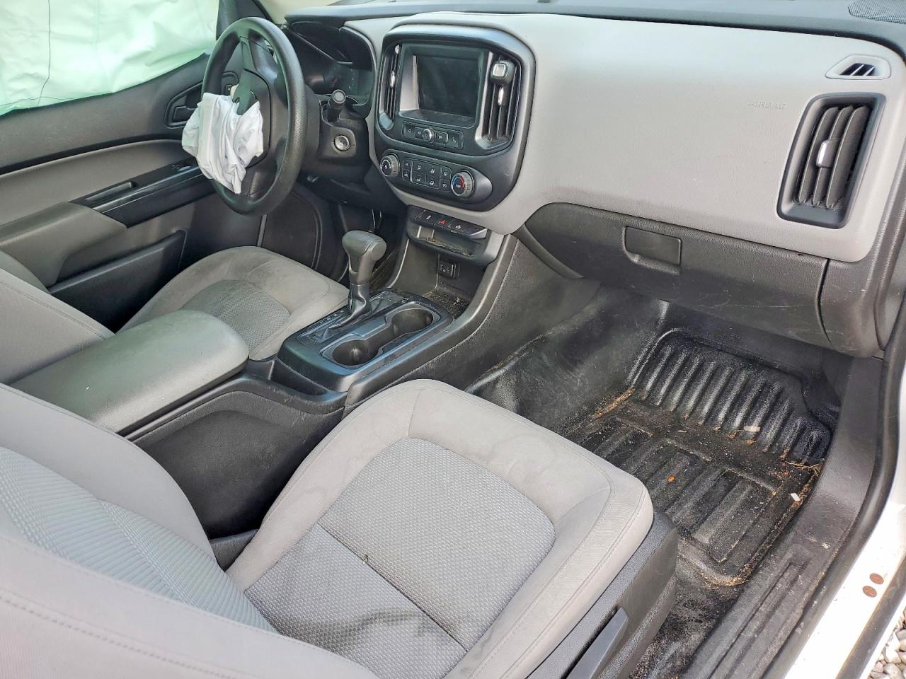 2019 CHEVROLET COLORADO photo 8