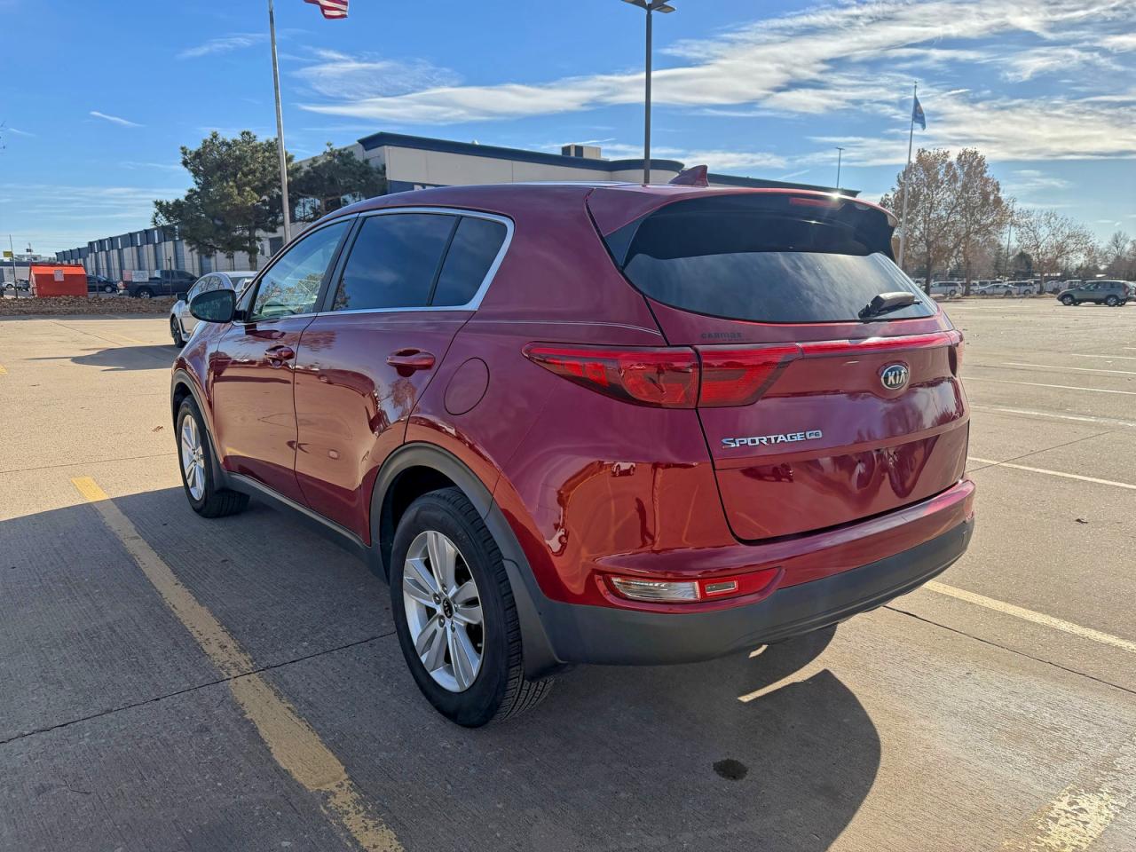 2019 KIA SPORTAGE LX photo 3