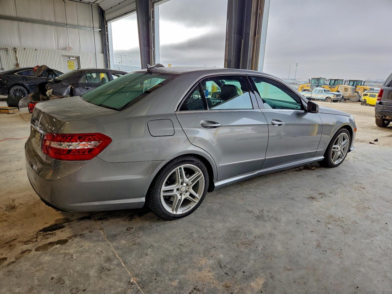 2011 MERCEDES-BENZ E 550 4MATIC photo 3