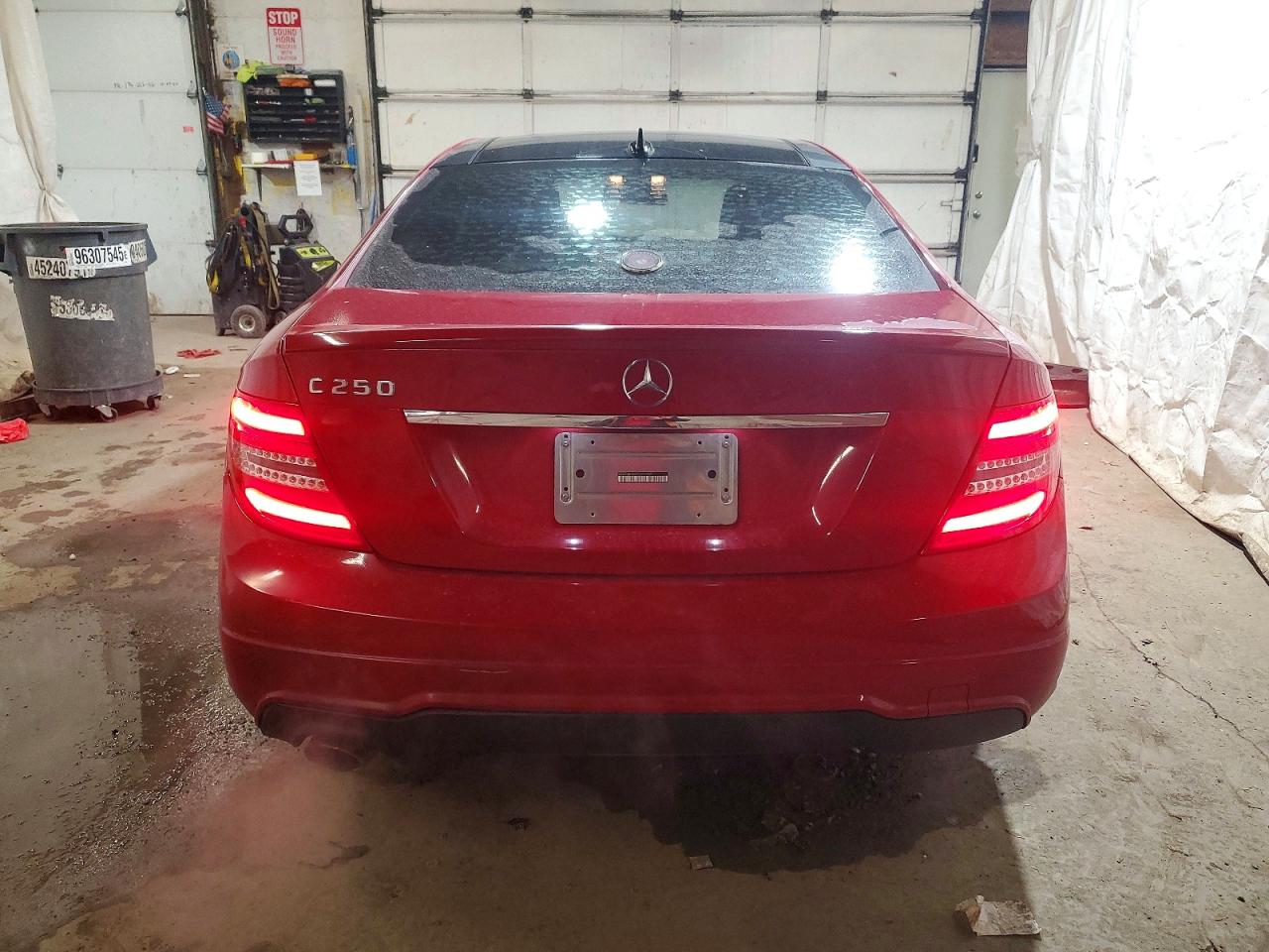 2015 MERCEDES-BENZ C 250 photo 6