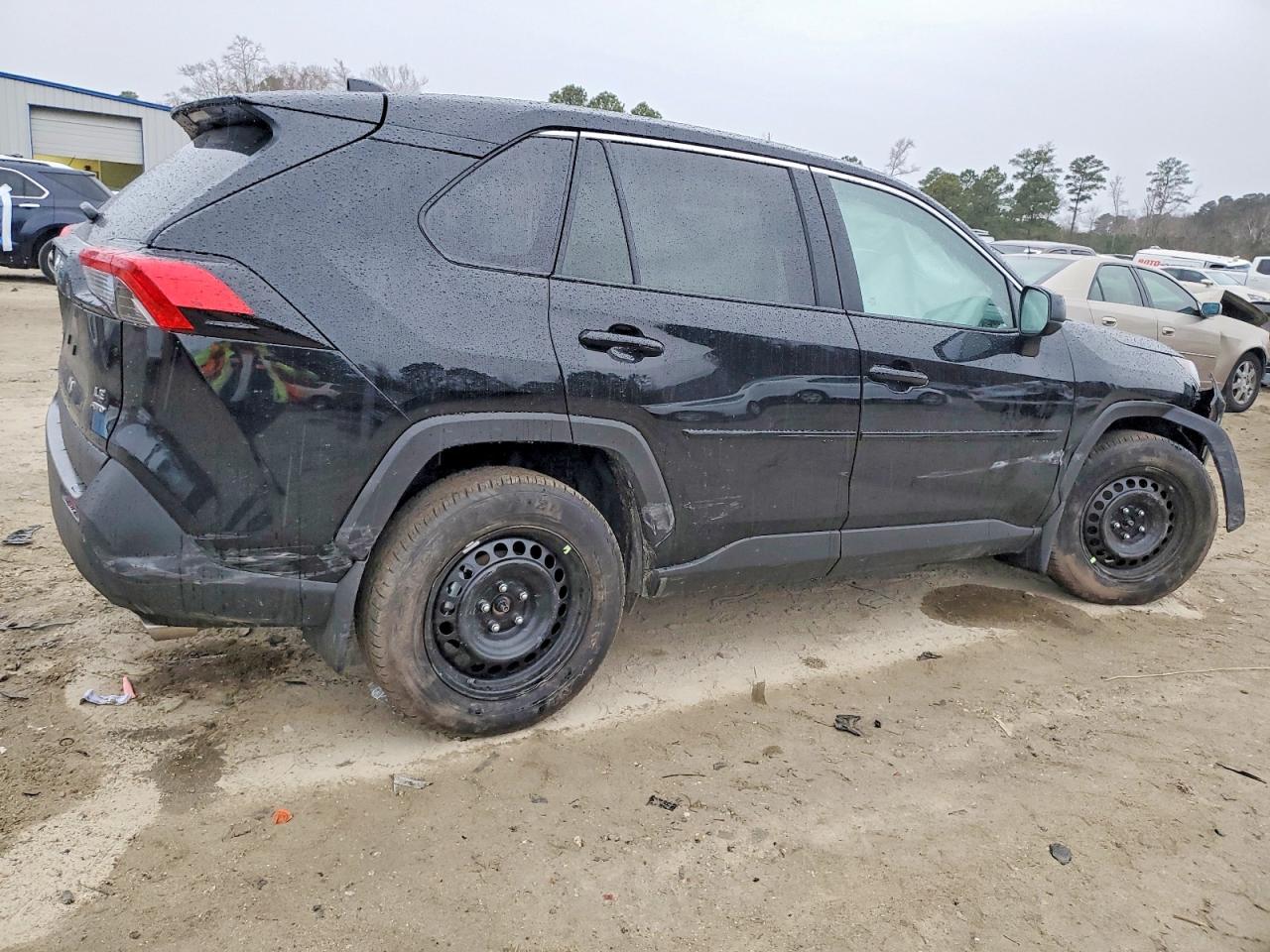 2025 TOYOTA RAV4 LE photo 3