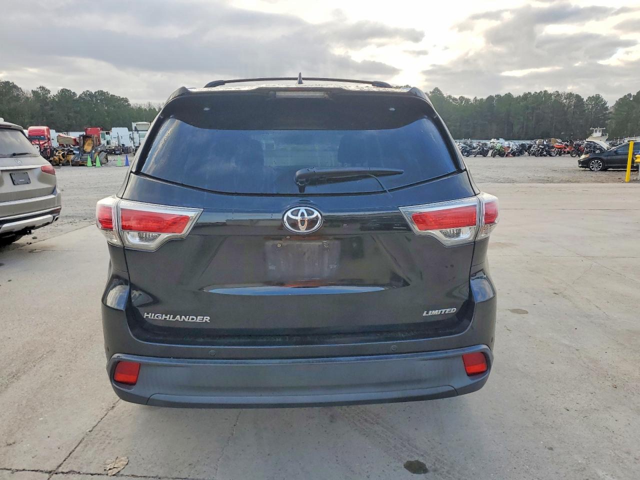 2014 TOYOTA HIGHLANDER LIMITED photo 6