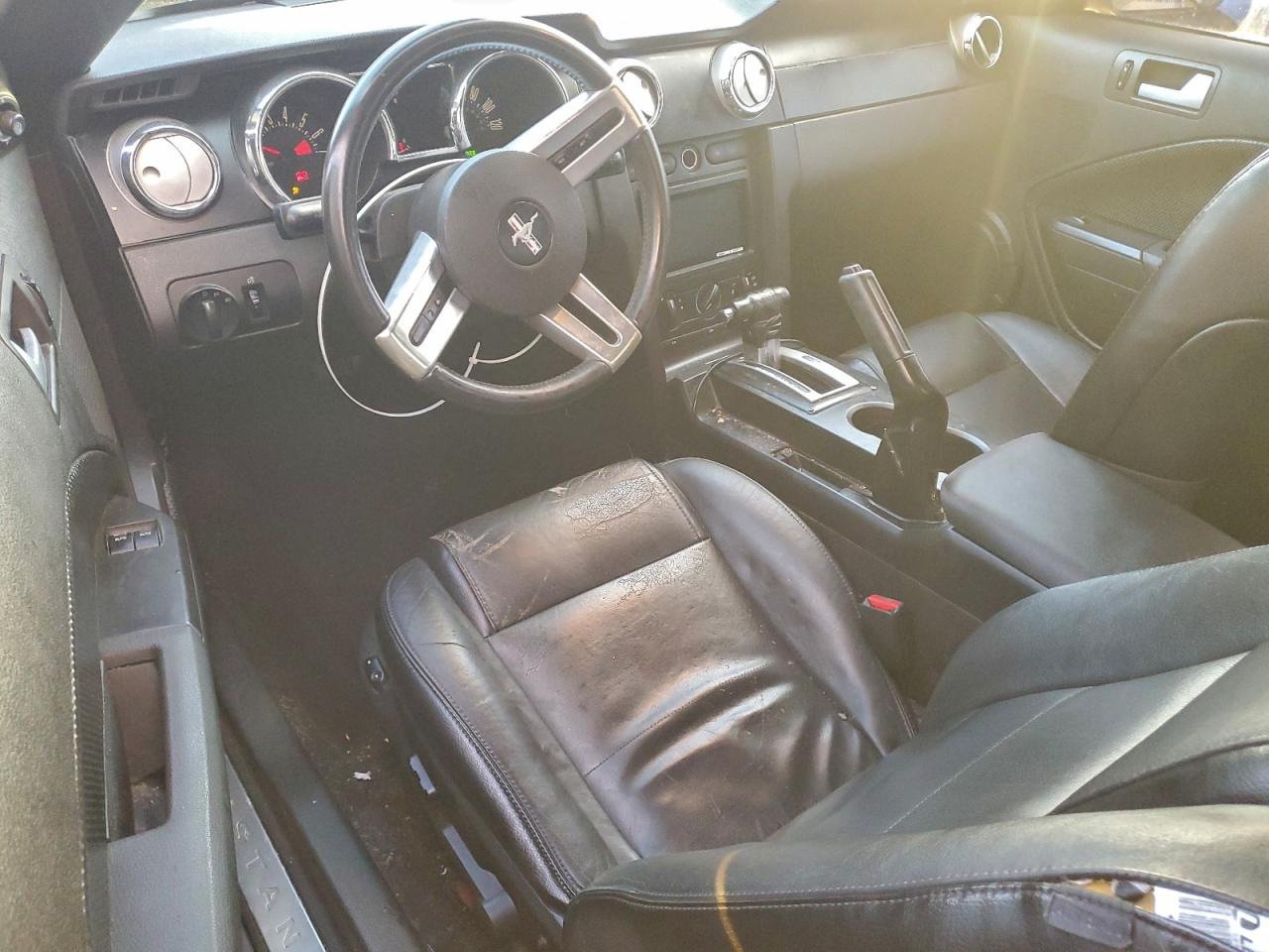 2006 FORD MUSTANG photo 8