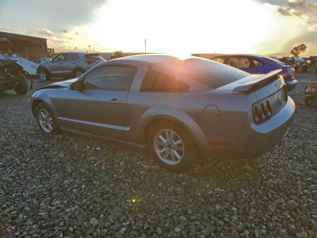 2006 FORD MUSTANG photo 2