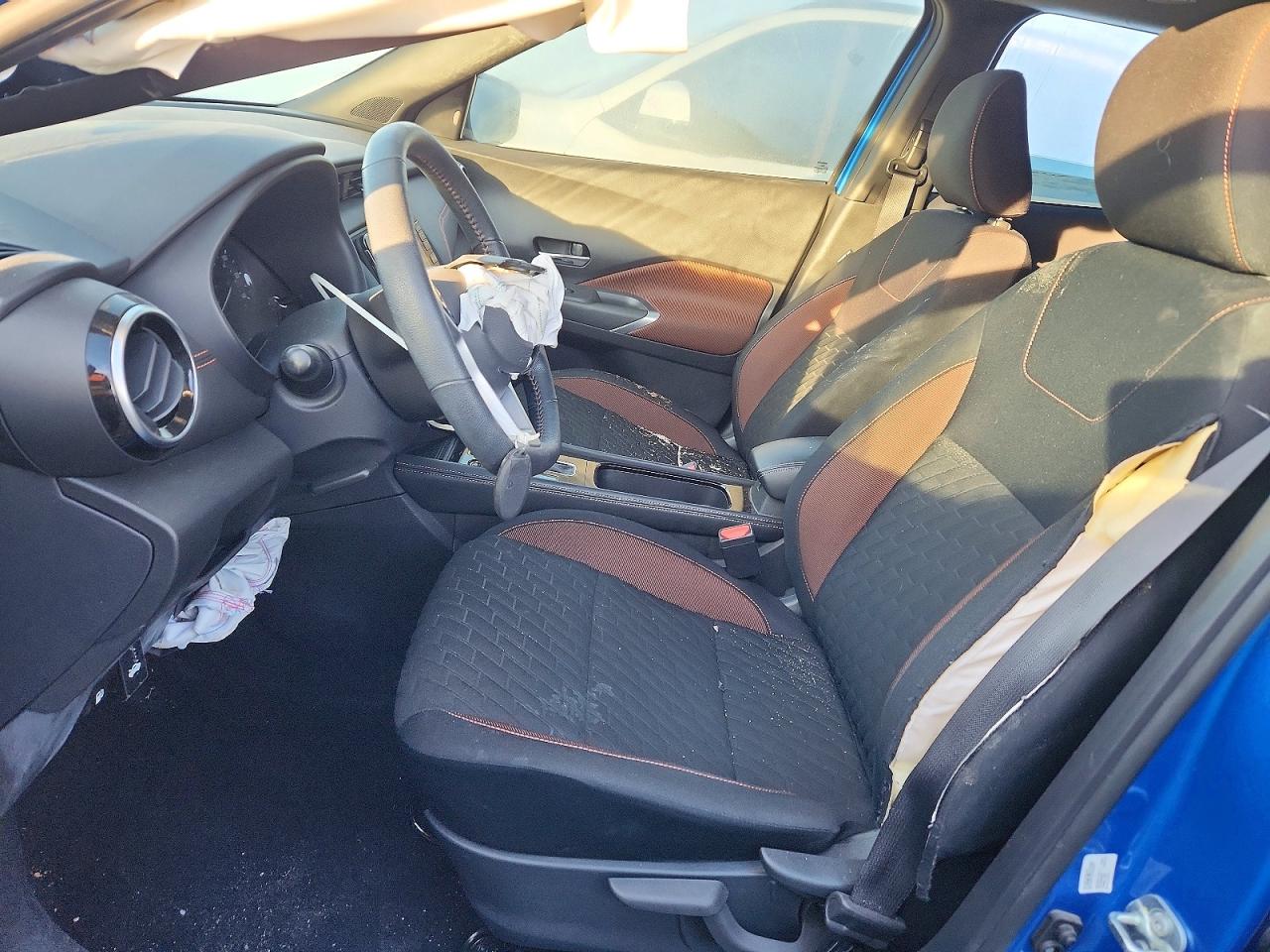 2022 NISSAN KICKS SR photo 7