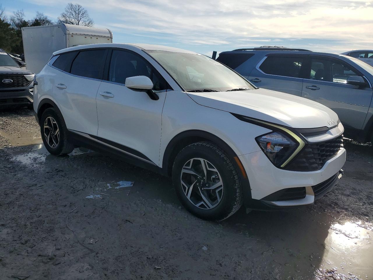 2023 KIA SPORTAGE LX photo 4