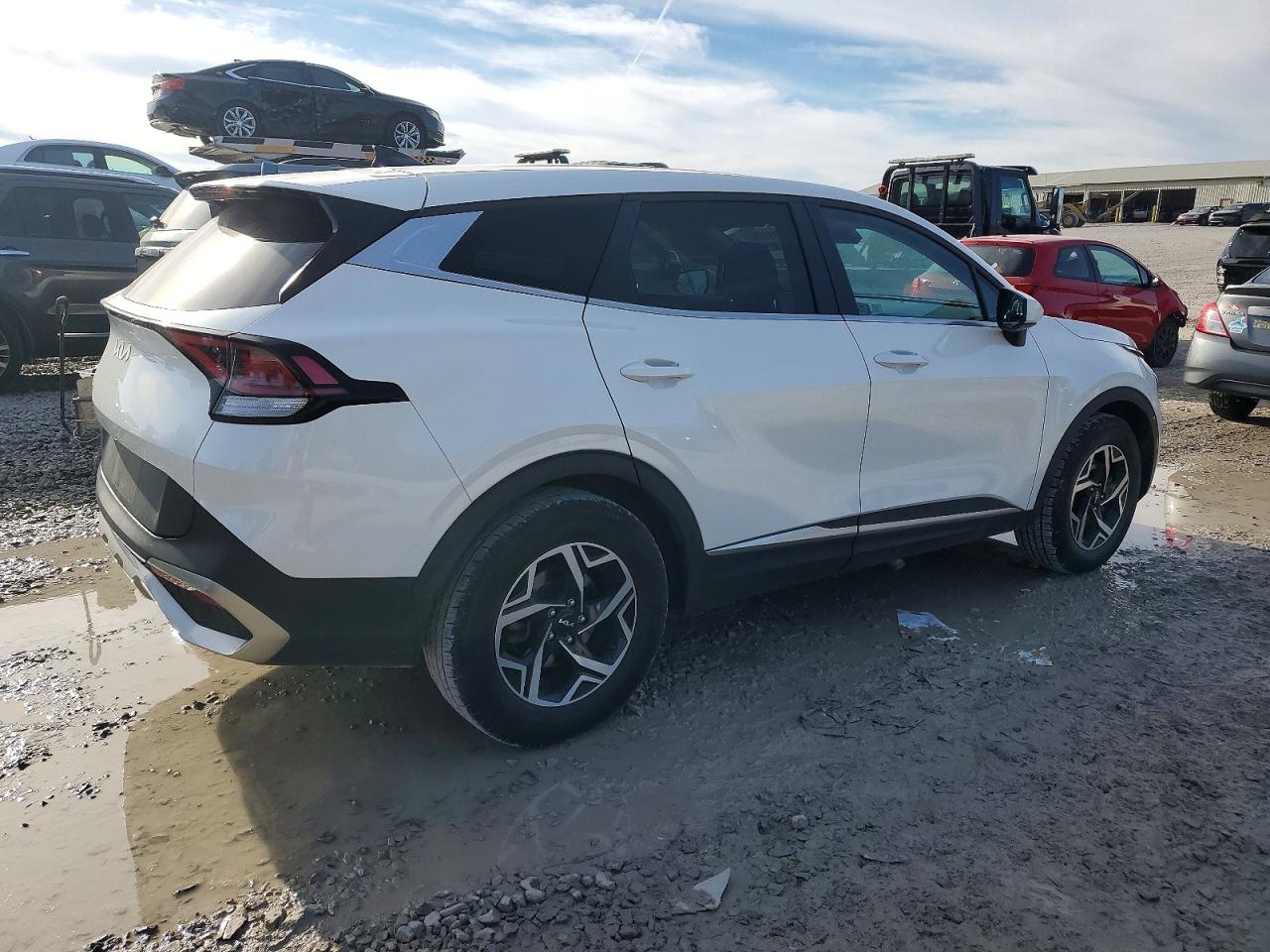 2023 KIA SPORTAGE LX photo 3