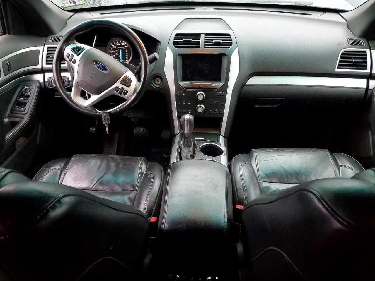 2011 FORD EXPLORER XLT photo 8