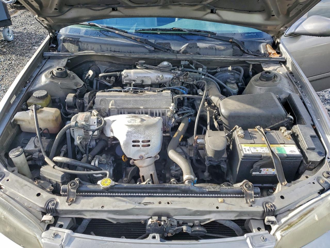 1997 TOYOTA CAMRY LE photo 11