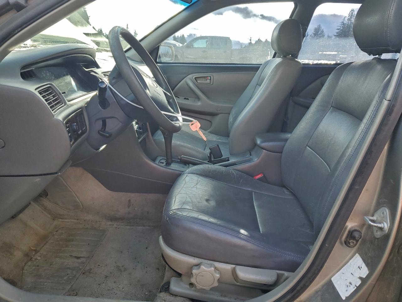 1997 TOYOTA CAMRY LE photo 7
