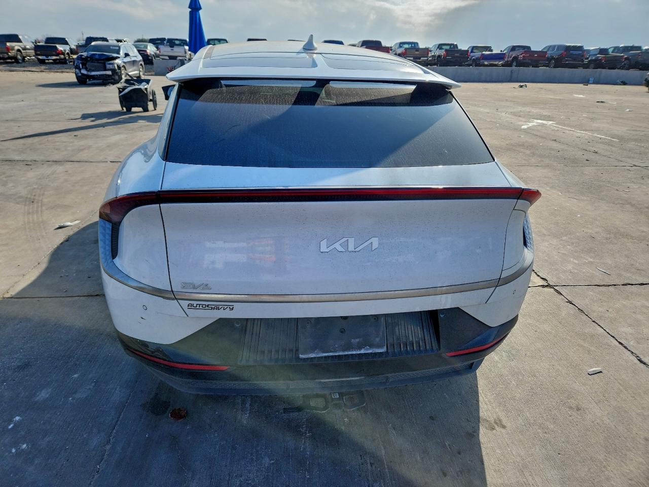 2022 KIA EV6 LIGHT photo 6