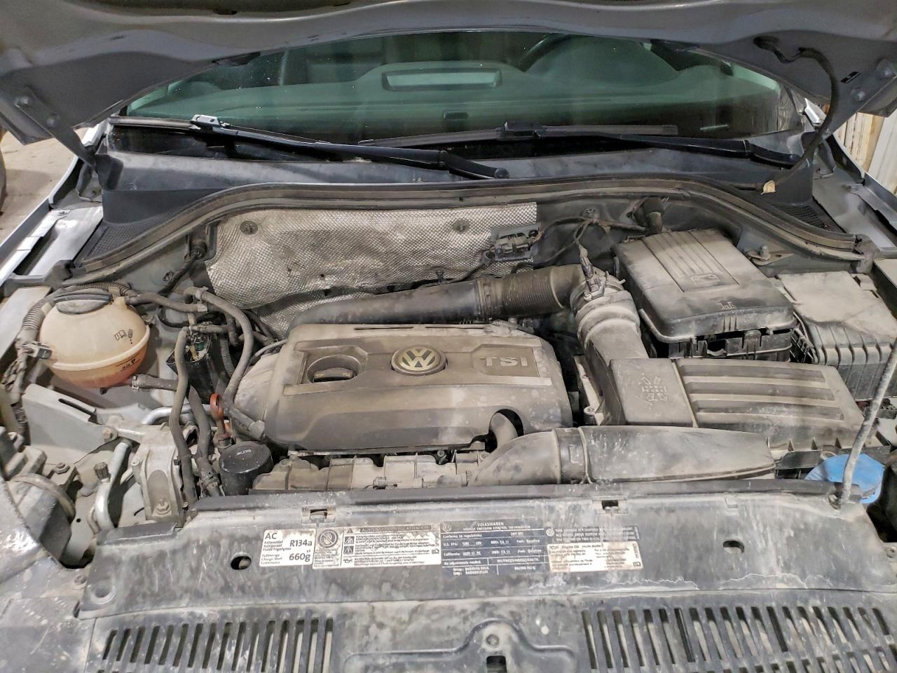 2011 VOLKSWAGEN TIGUAN S photo 12