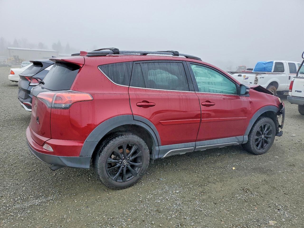 2018 TOYOTA RAV4 ADVENTURE photo 3