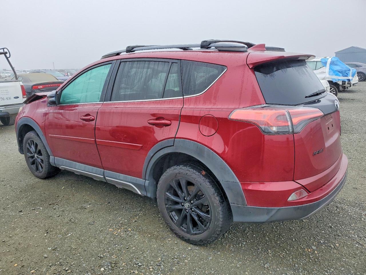 2018 TOYOTA RAV4 ADVENTURE photo 2