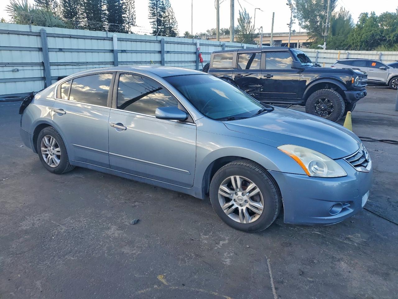 2012 NISSAN ALTIMA BASE photo 4