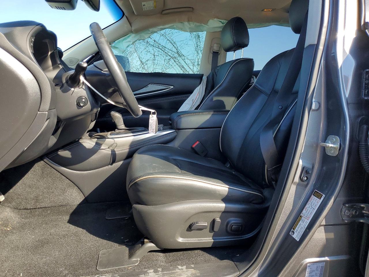 2020 INFINITI QX60 LUXE photo 7