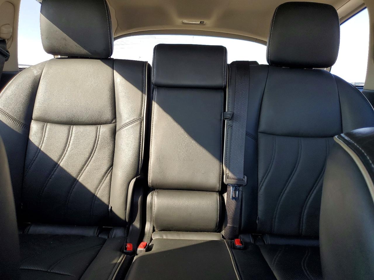2020 INFINITI QX60 LUXE photo 10