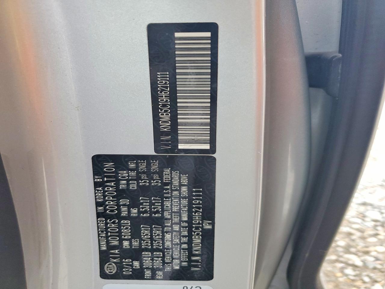 2017 KIA SEDONA LX photo 13
