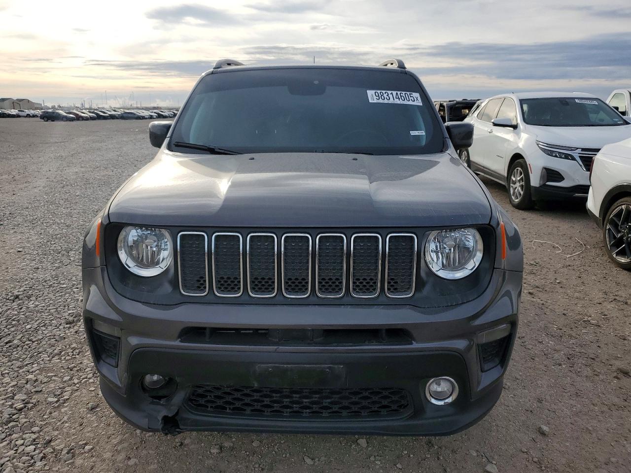 2020 JEEP RENEGADE LATITUDE photo 5