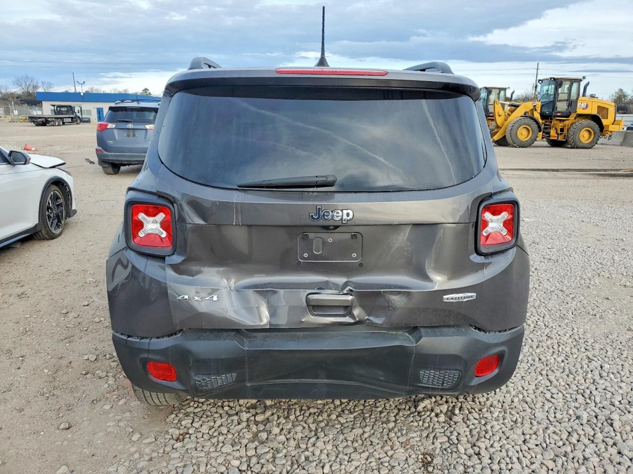 2020 JEEP RENEGADE LATITUDE photo 6