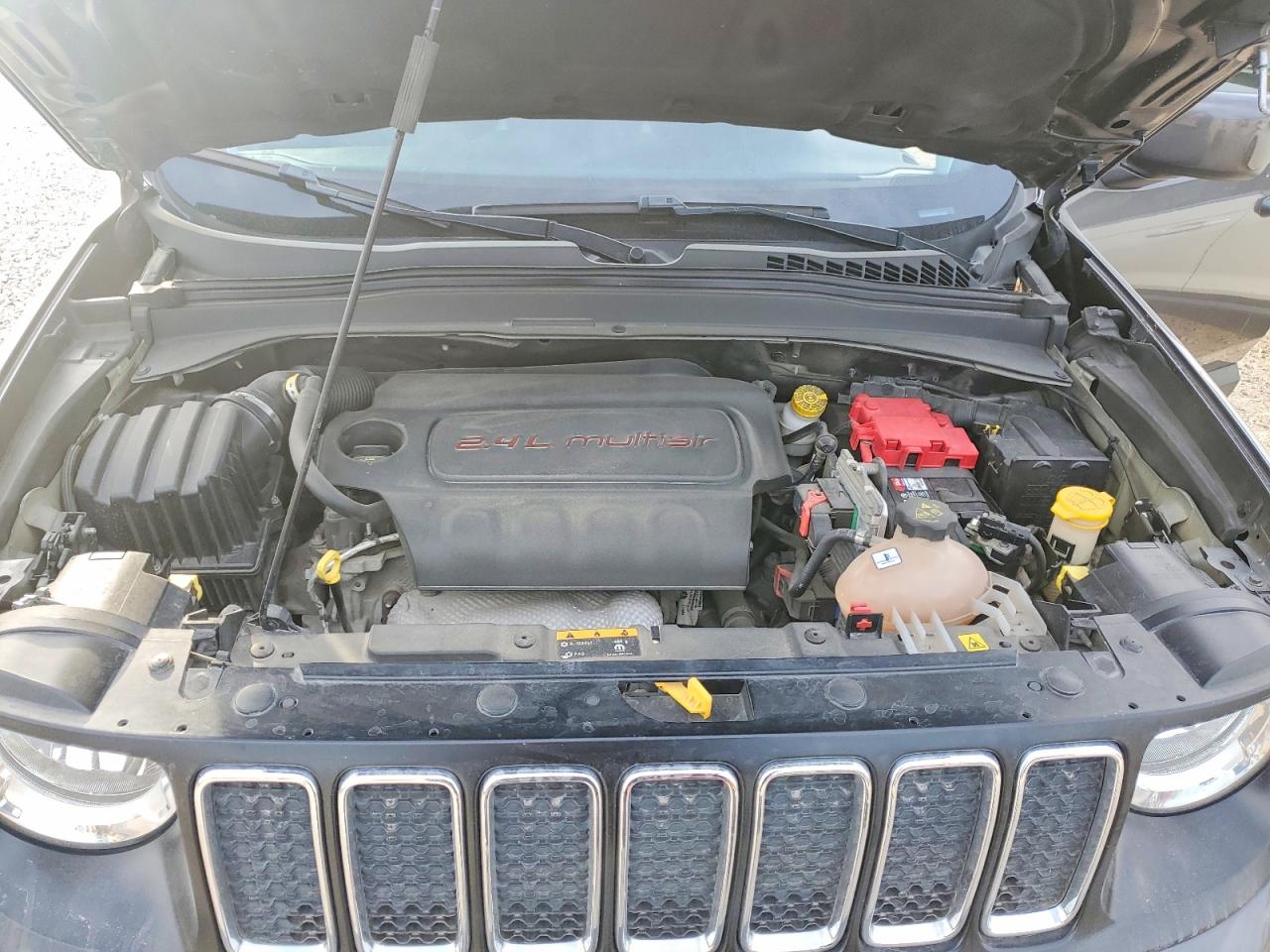 2020 JEEP RENEGADE LATITUDE photo 11