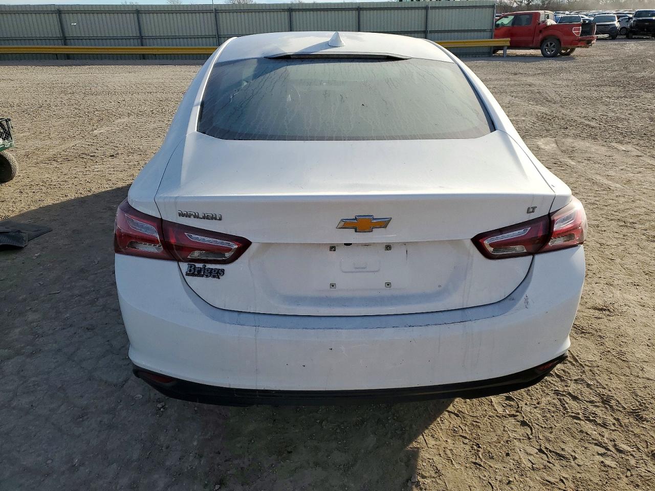 2020 CHEVROLET MALIBU LT photo 6