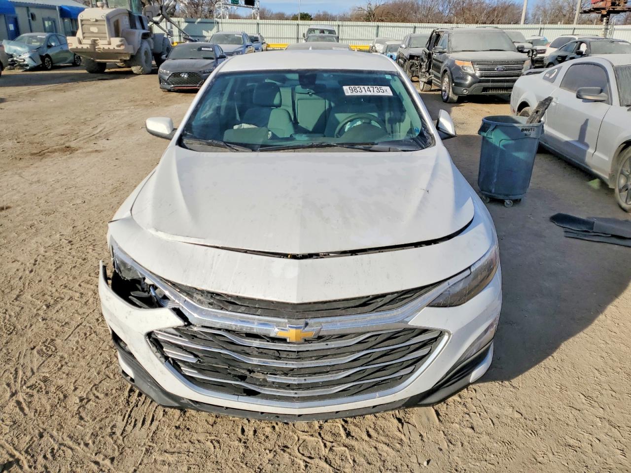 2020 CHEVROLET MALIBU LT photo 5