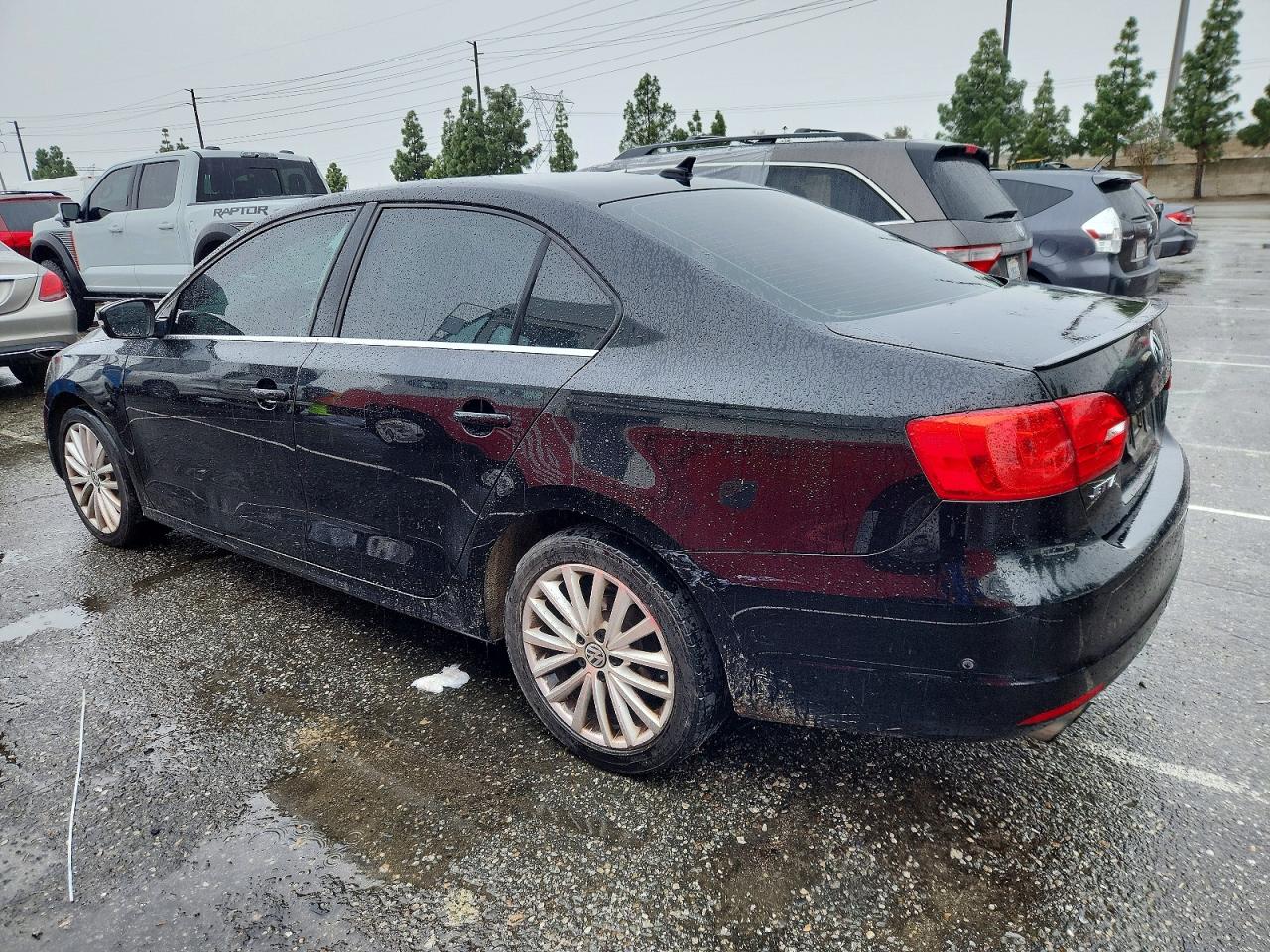 2014 VOLKSWAGEN JETTA SEL photo 2