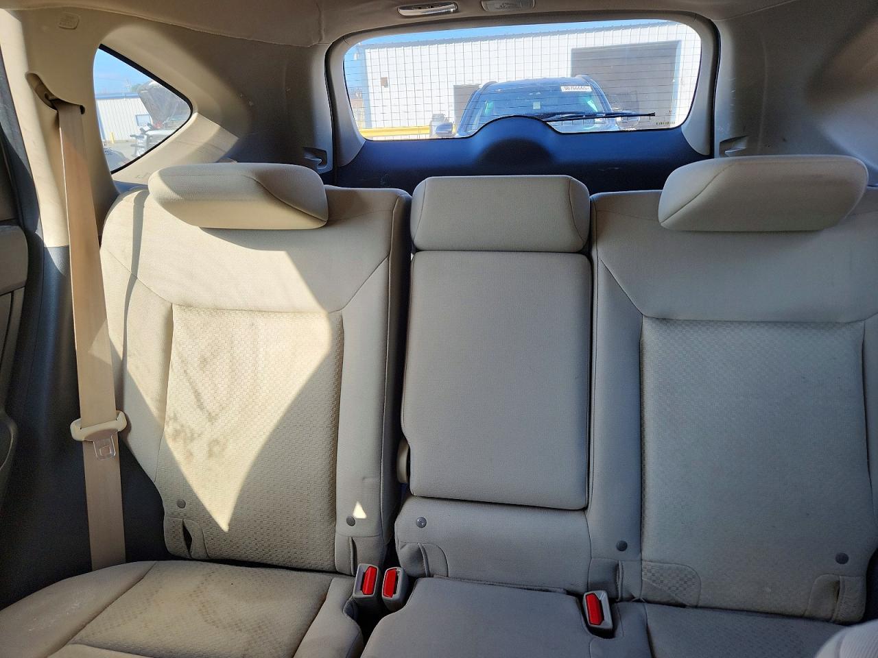 2015 HONDA CR-V LX photo 10