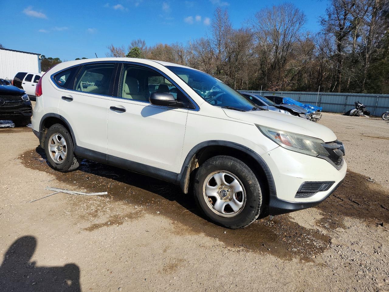 2015 HONDA CR-V LX photo 4