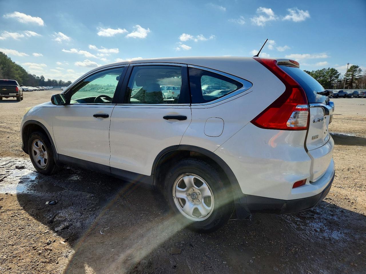 2015 HONDA CR-V LX photo 2