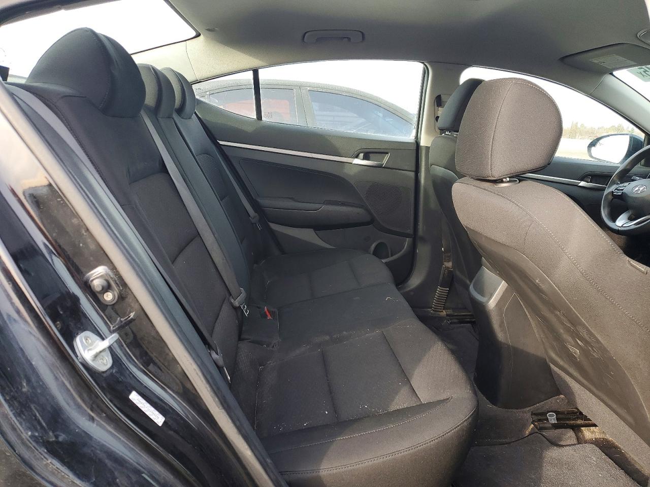 2019 HYUNDAI ELANTRA SE photo 10