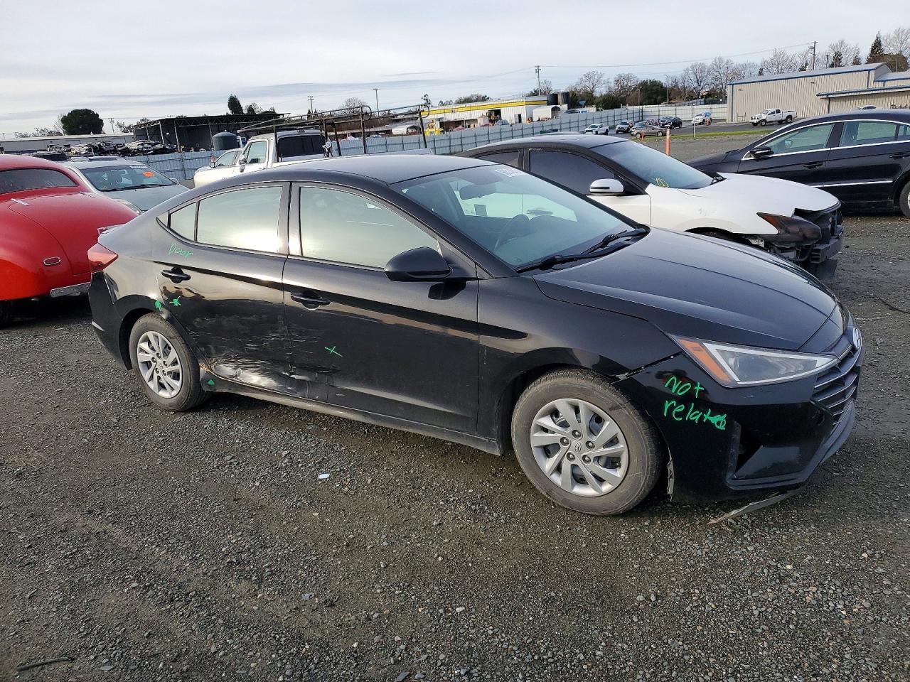 2019 HYUNDAI ELANTRA SE photo 4