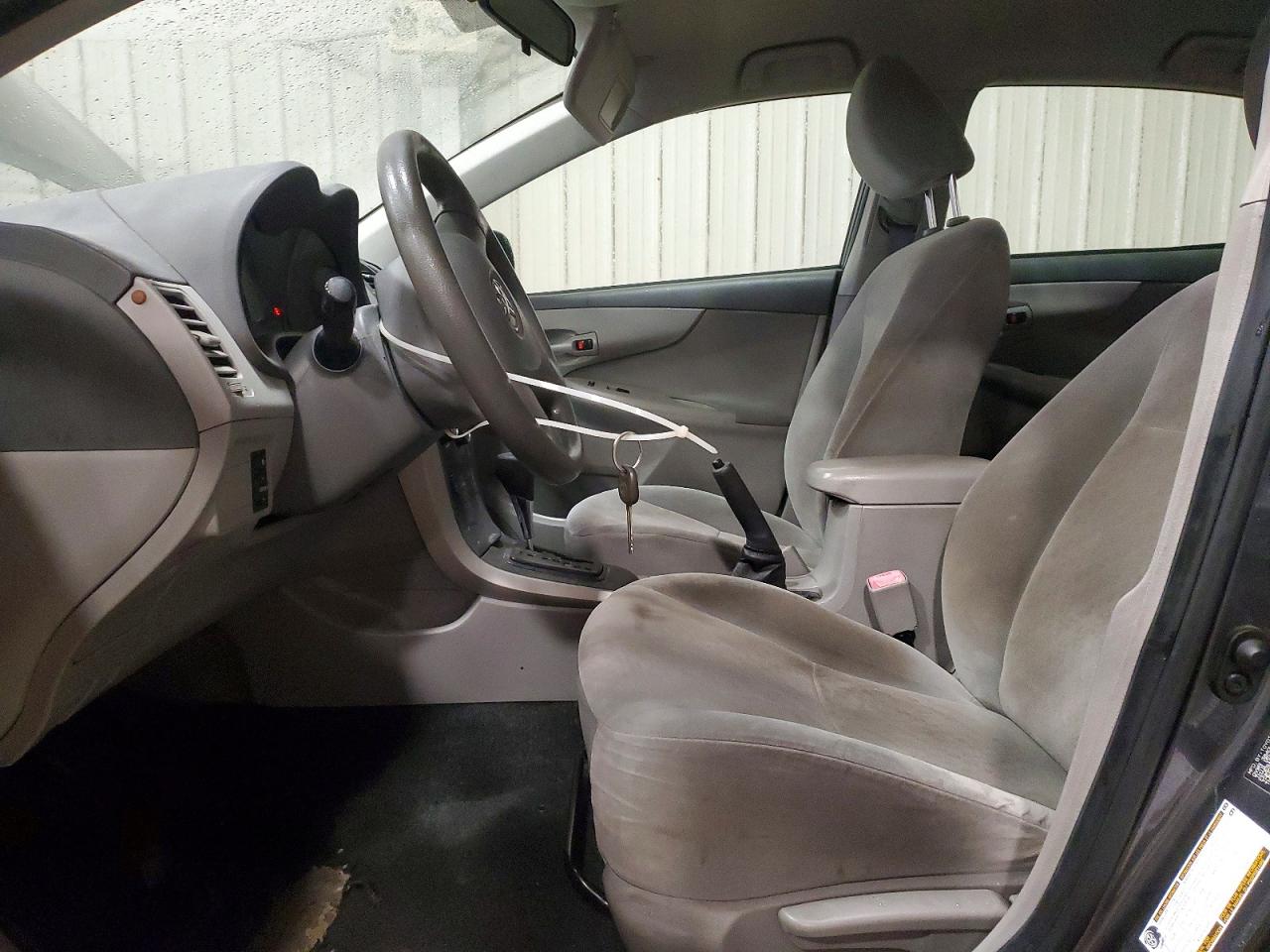 2009 TOYOTA COROLLA BASE photo 7
