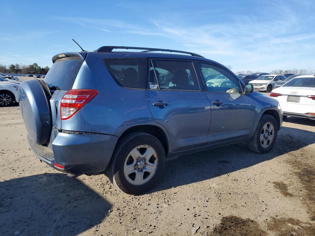 2012 TOYOTA RAV4 photo 3