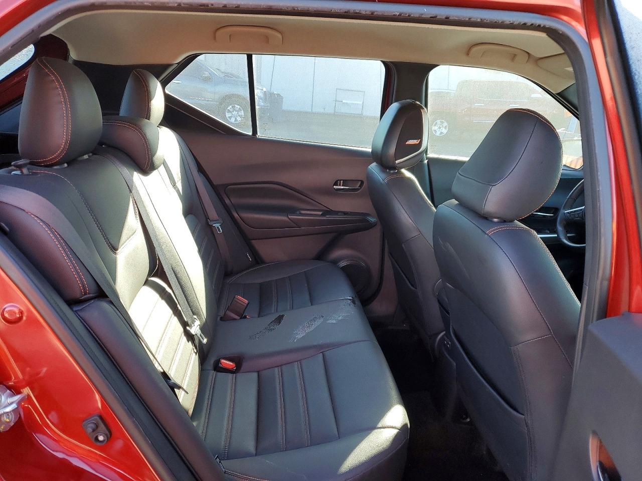 2020 NISSAN KICKS SR photo 11