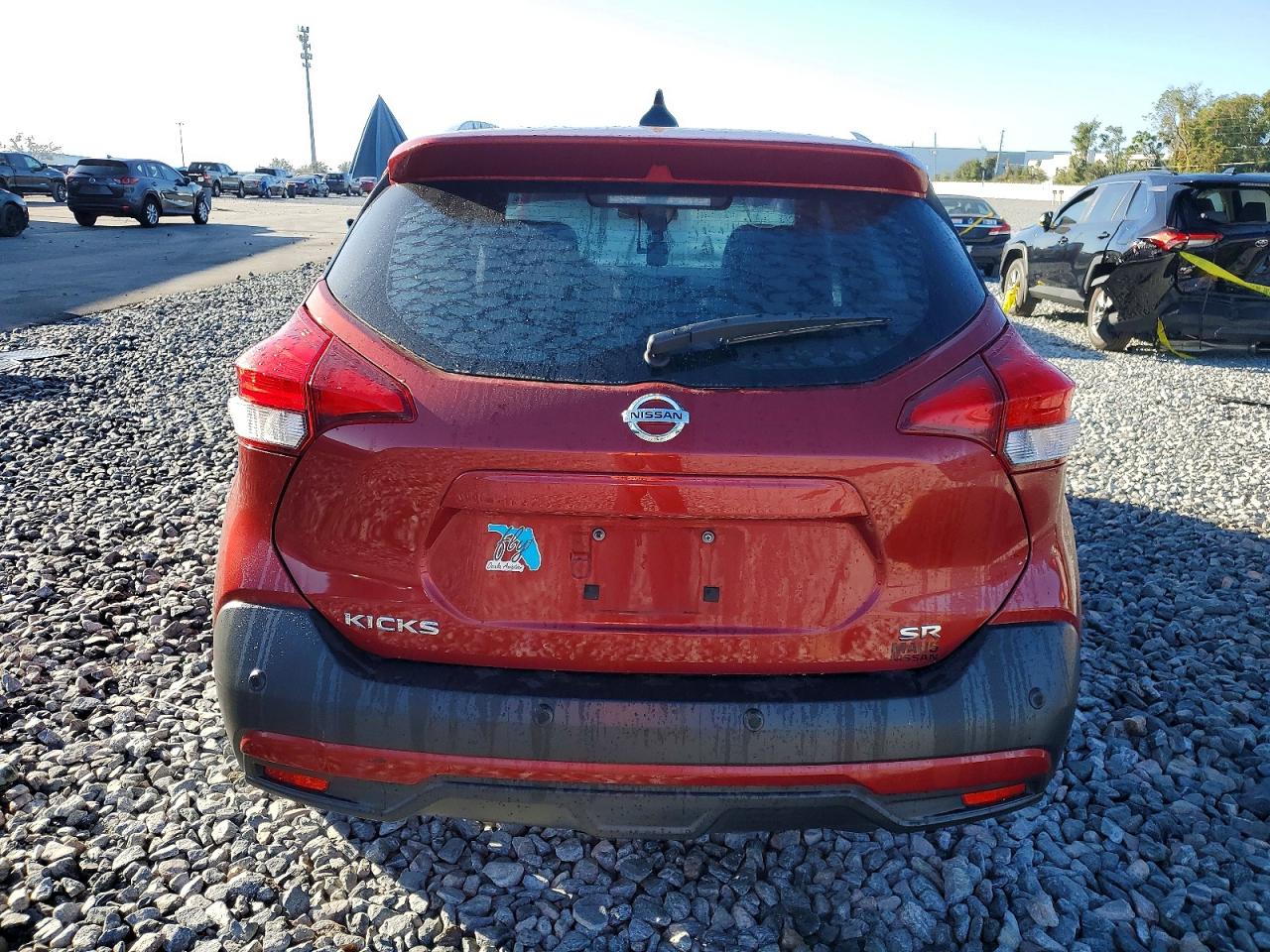 2020 NISSAN KICKS SR photo 6