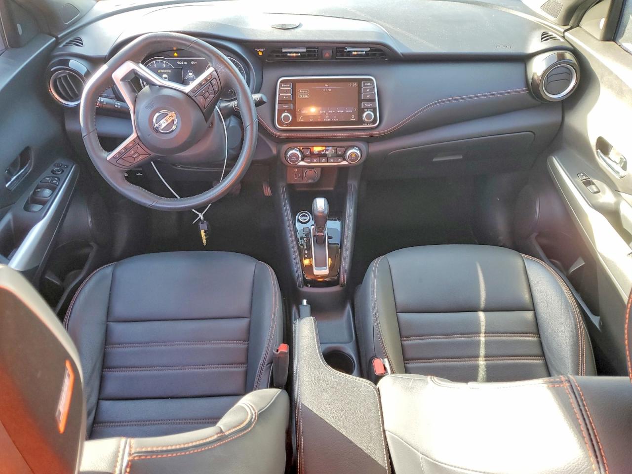 2020 NISSAN KICKS SR photo 8