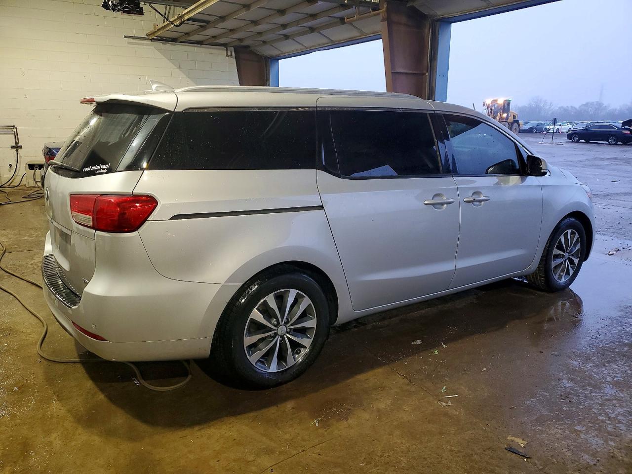 2018 KIA SEDONA EX photo 3