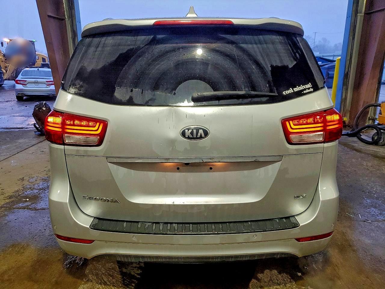 2018 KIA SEDONA EX photo 6