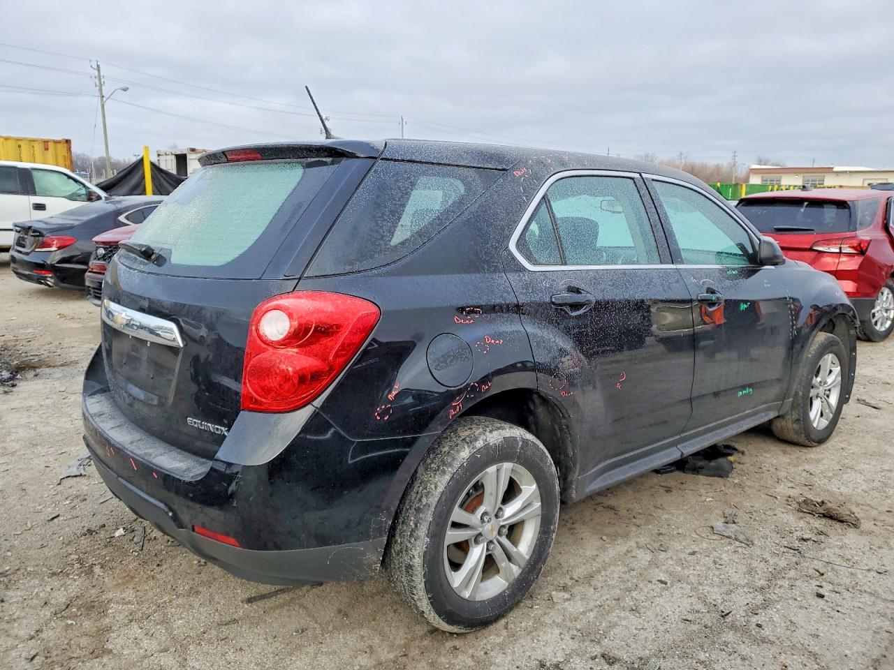 2013 CHEVROLET EQUINOX LS photo 3