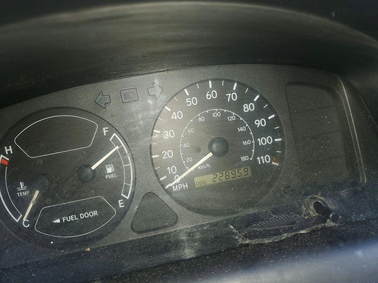 1999 TOYOTA COROLLA photo 9