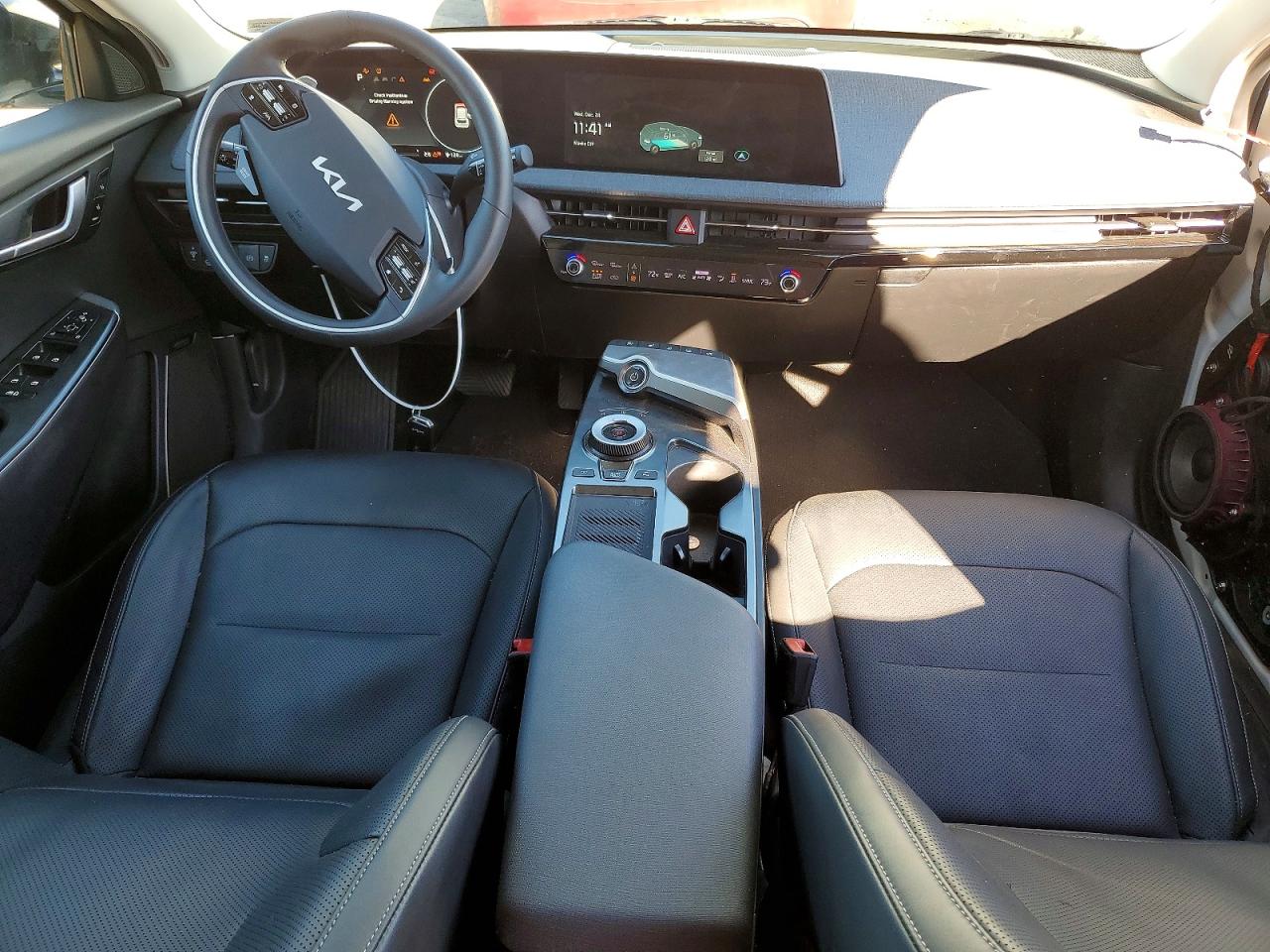 2022 KIA EV6 LIGHT photo 8