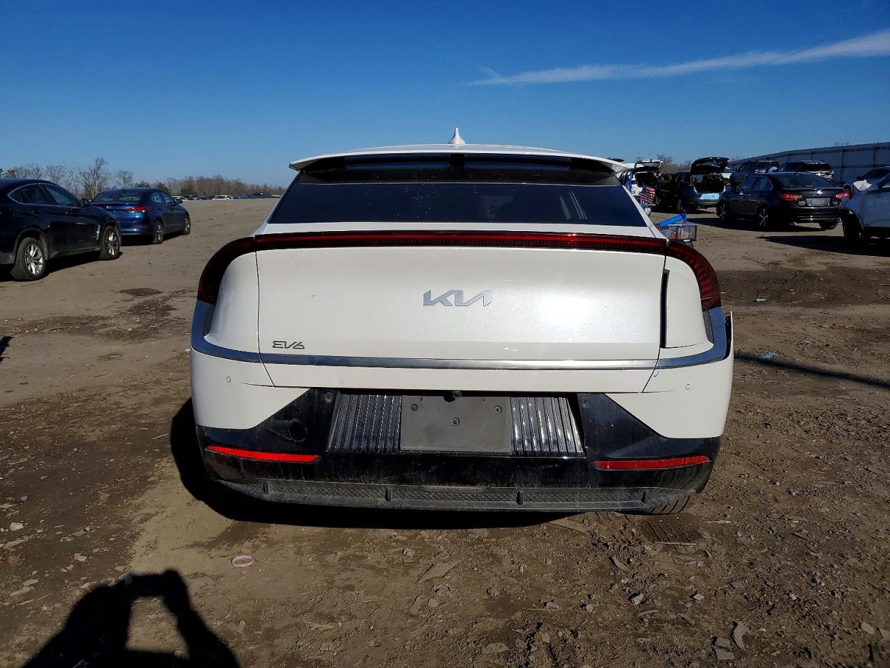 2022 KIA EV6 LIGHT photo 6