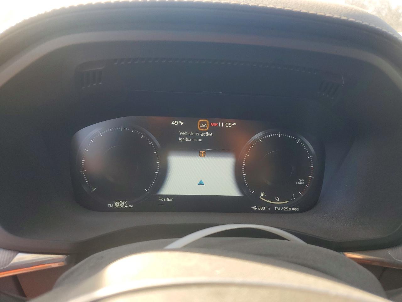 2021 VOLVO XC60 T5 R-DESIGN photo 9