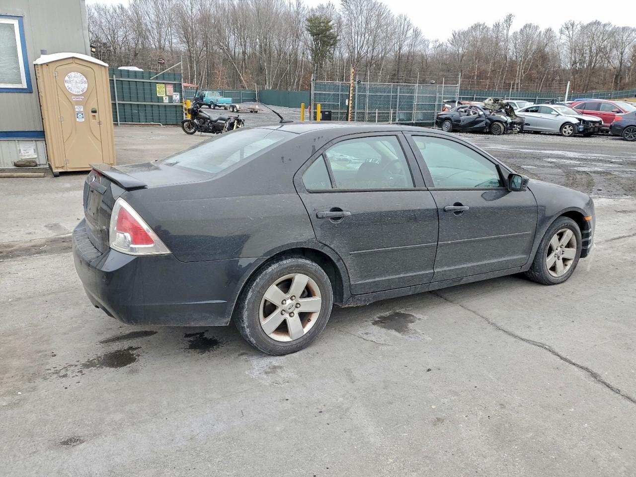 2009 FORD FUSION SE photo 3