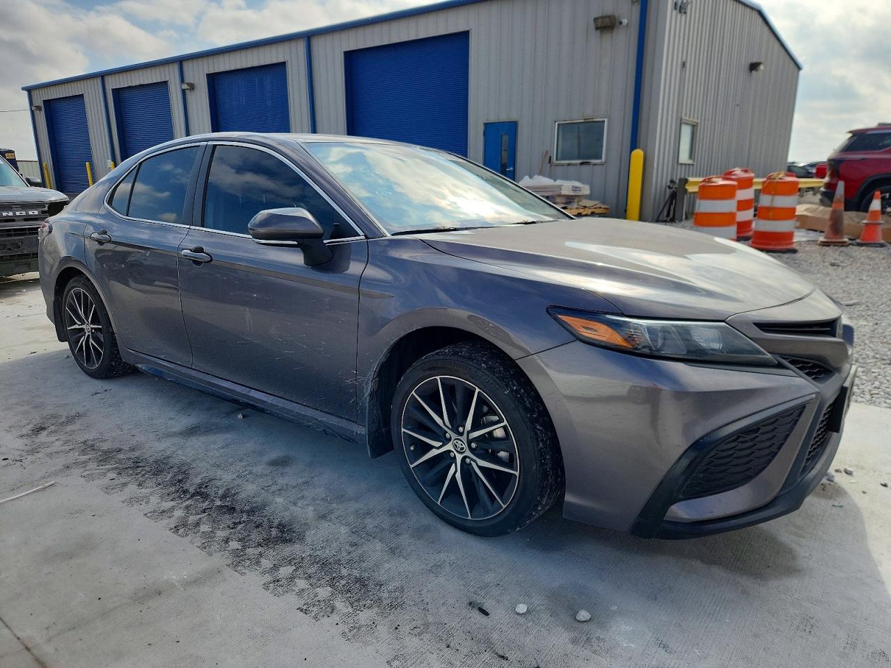 2024 TOYOTA CAMRY SE NIGHT SHADE photo 4