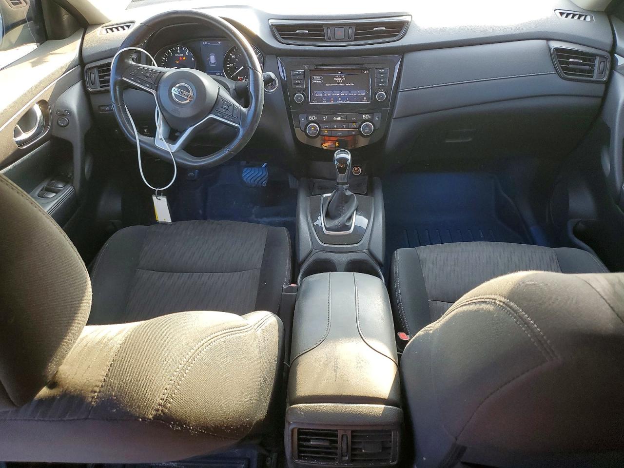 2018 NISSAN ROGUE S photo 8
